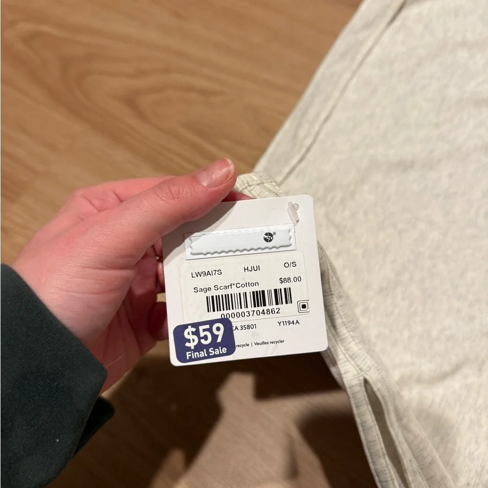 NWT Lululemon Sage Scarf Cotton